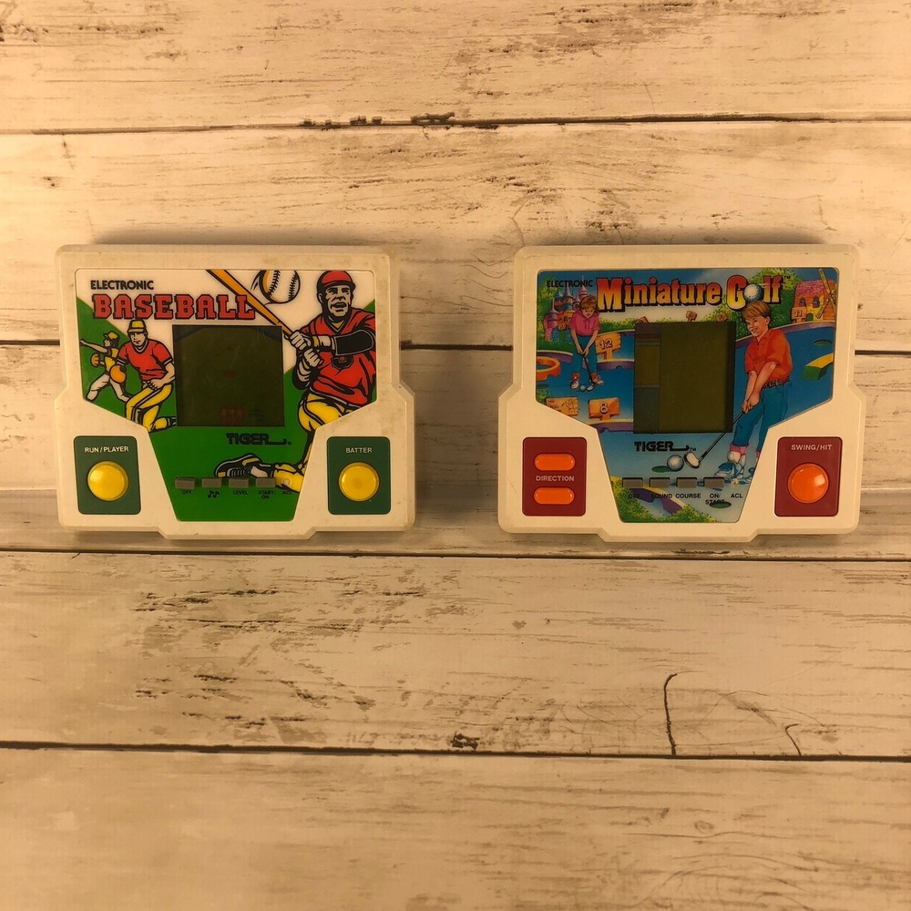 Vintage Tiger Electronics Handheld Games Baseball & Miniature Golf Bundle Tested